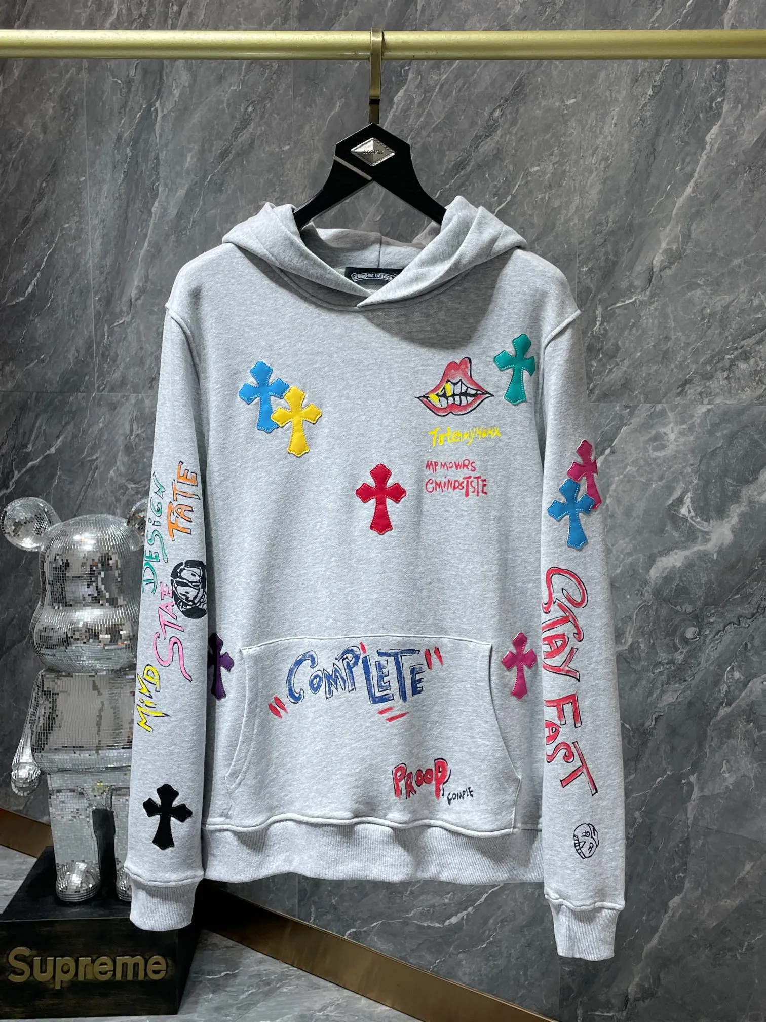 P276 Chrome Hearts Autumn and Winter 2025 Counter Synchronization Colorful cross leather Sanskrit hand-painted graffiti hooded sweatshirt Ins celebrity couple must-have, same style for men and women! The highest version! ! Imported leather! ! A must-have for internet celebrities! Recommended colors: white, black, gray Code numbers: S, M, L, XL